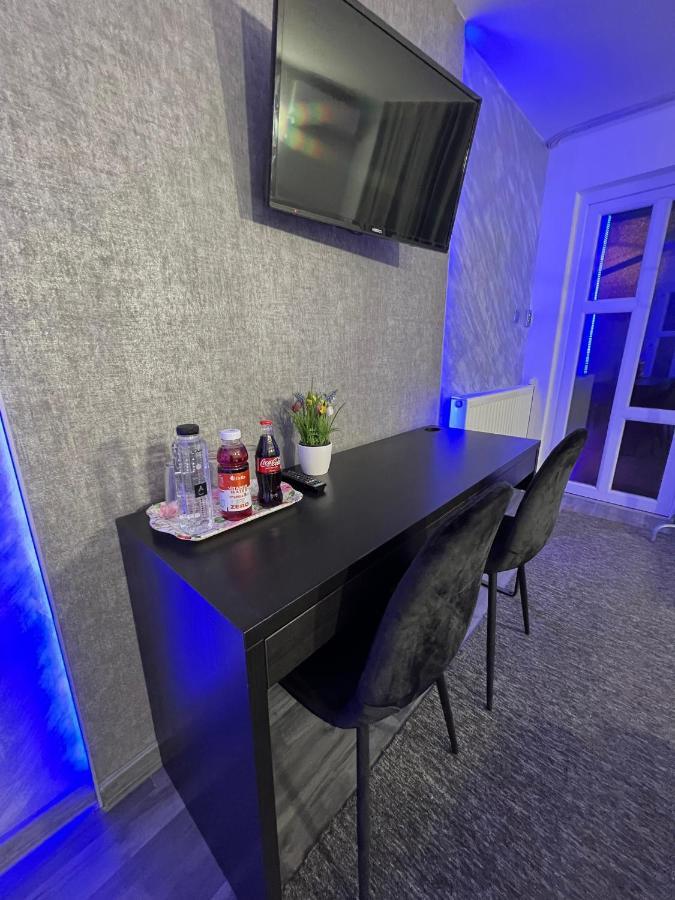 Hotel Vila Delia Oradea Exterior foto